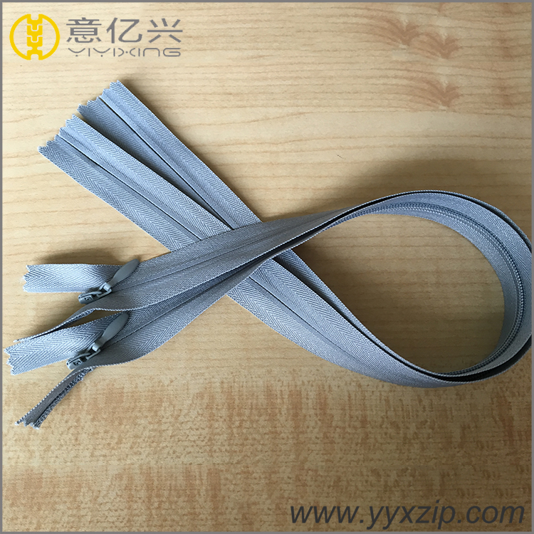 #5 open-end designer nylon invisible printing zipper,colored puller