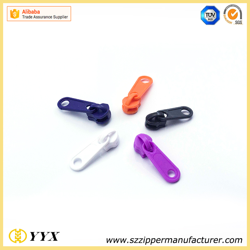 No.5 plastic zipper slider with fashioned design zipper puller