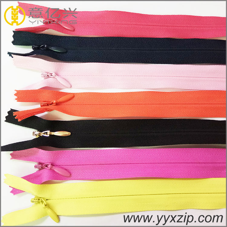 hot sale 3# nylon zipper in rolls long chain invisible zipper for lace tape home