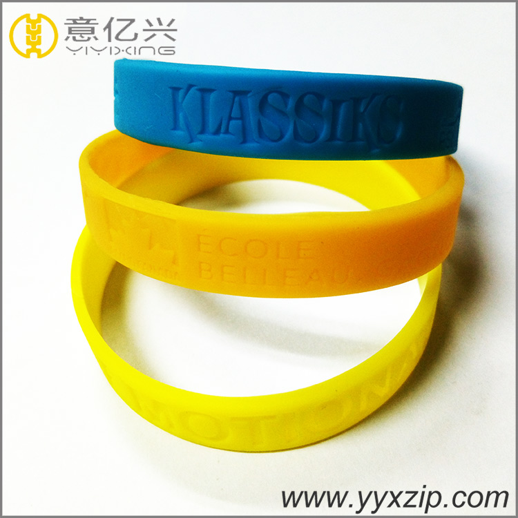 High quality cheap custom personalized debossed logo silicone bracelets with you