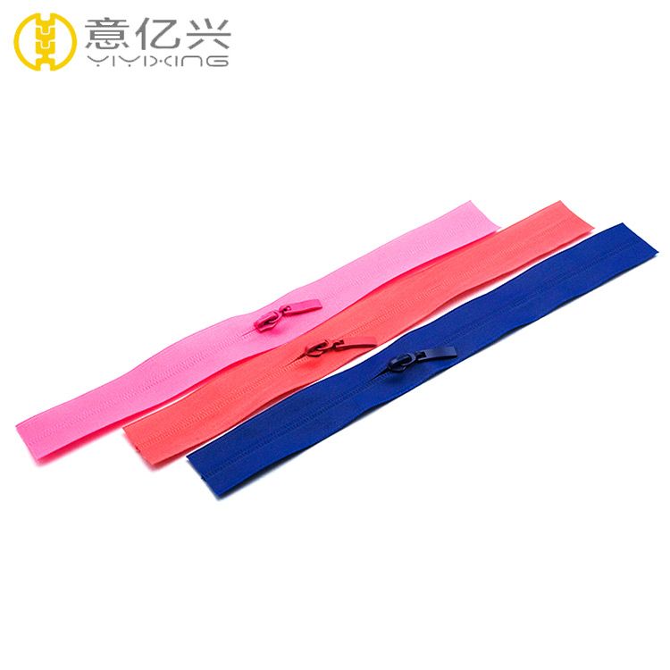 No. 5 Waterproof Nylon Zipper A/L O/E Bright Surface with Thumb Puller